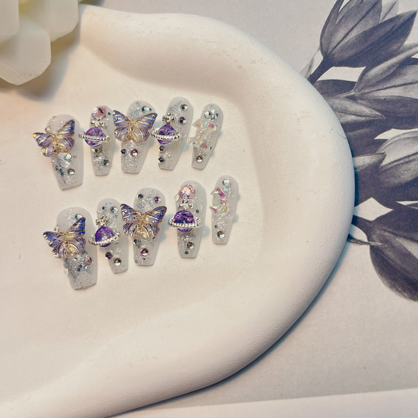 NO.39  Press on nails#butterfly#Ice Permeability