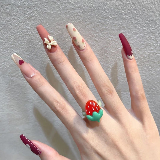 NO.62  Press on nails#cute and playful style.