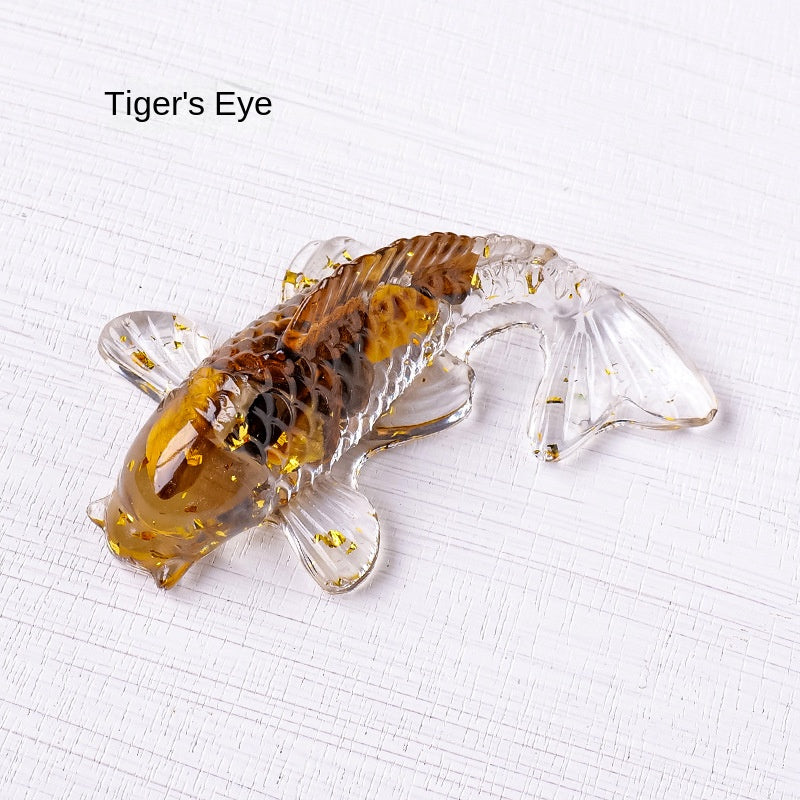 Natural crystal stone koi drop glue small fish decoration goldfish small gift car decoration resin decoration