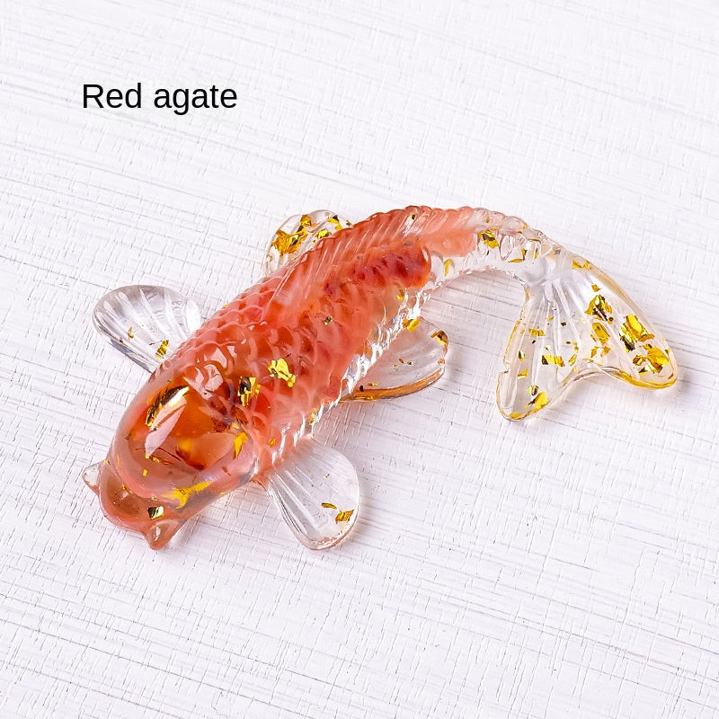 Natural crystal stone koi drop glue small fish decoration goldfish small gift car decoration resin decoration